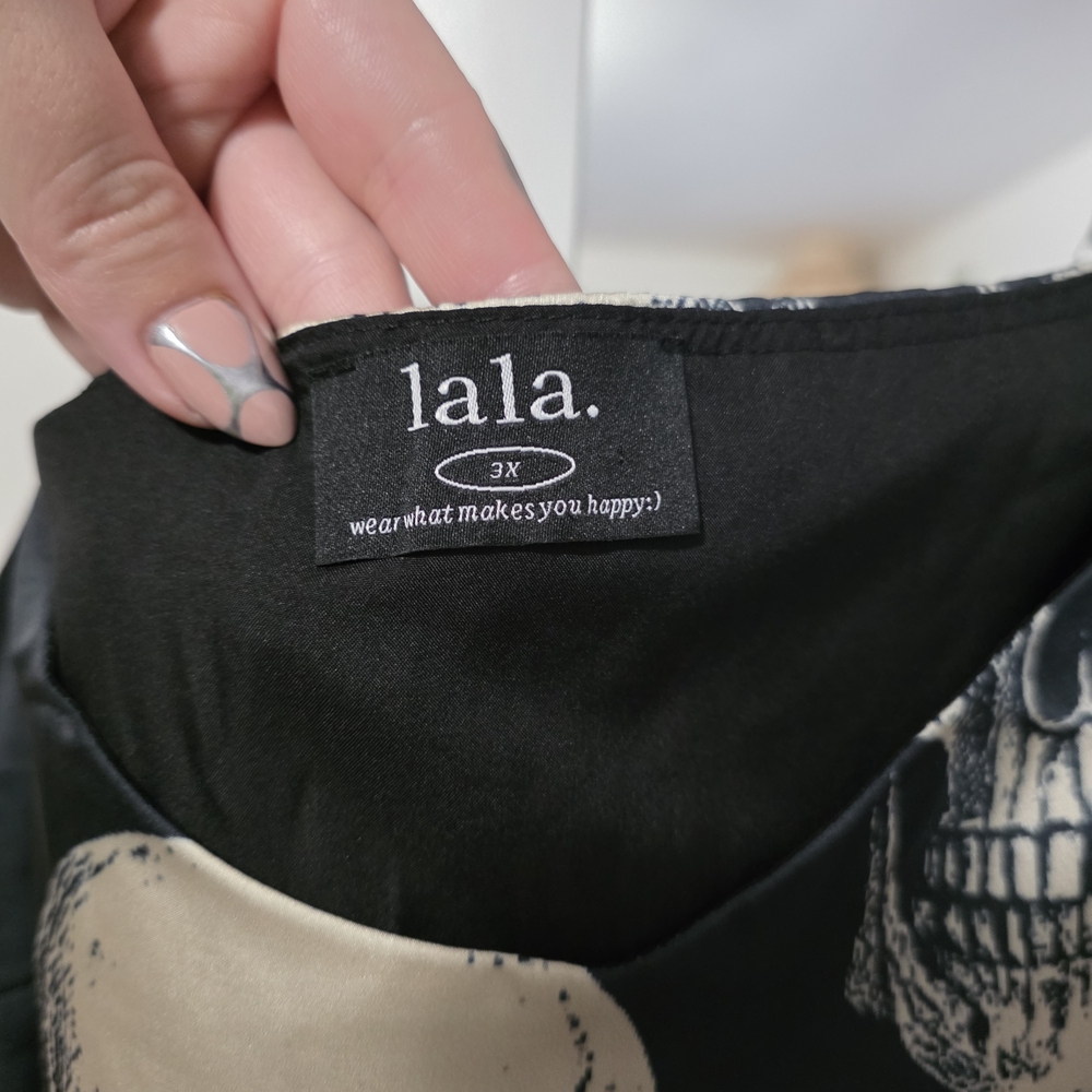Dressed in LALA Black Slip Dress with Cream Skull Print DRESS ONLY - Picture 3 of 3